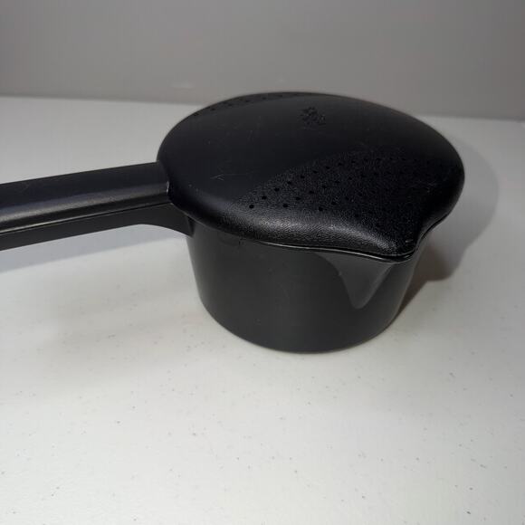 Pampered Chef Small Micro Cooker #2776 Microwave Rice Steamer 1 Qt 4 Cup Black - Picture 2 of 6